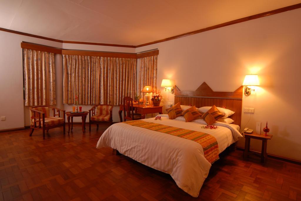 Amazing Kaytu Hotel Taungoo ภายนอก รูปภาพ